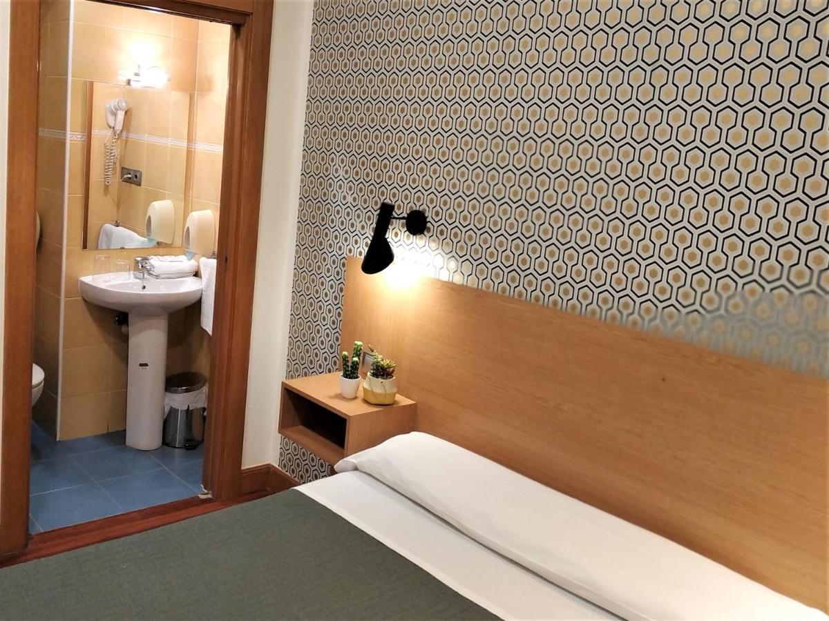 Gasthof Roquefer Bilbao Central Rooms *